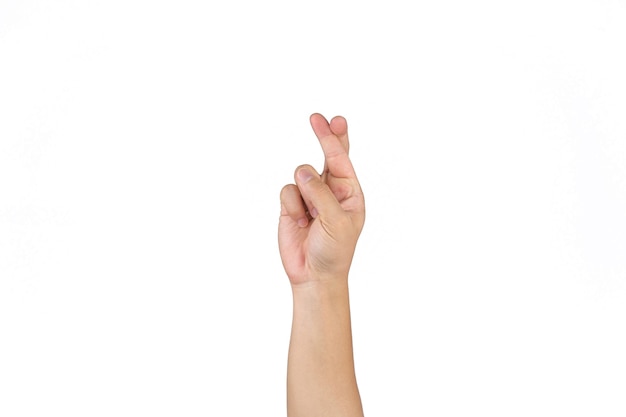 Foto dito incrociato della mano maschio tailandese asiatico per buona fortuna sullo sfondo bianco chiaro.