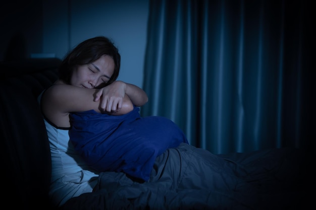 Asian women have a high concern that is why she can't sleepHave stress from work