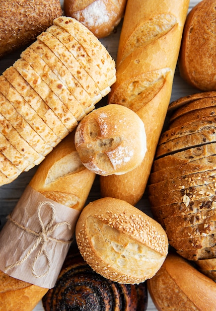 Assortiment van gebakken brood