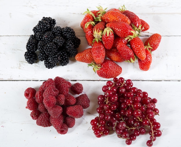 Foto assortiment van rood fruit