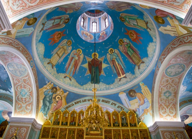 Assumption Cathedral of the Kolomna Kremlin interior decoration