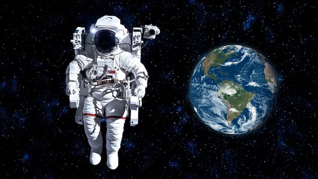 Astronaut ruimtevaarder doet ruimtewandeling terwijl hij werkt voor ruimtevluchtmissie