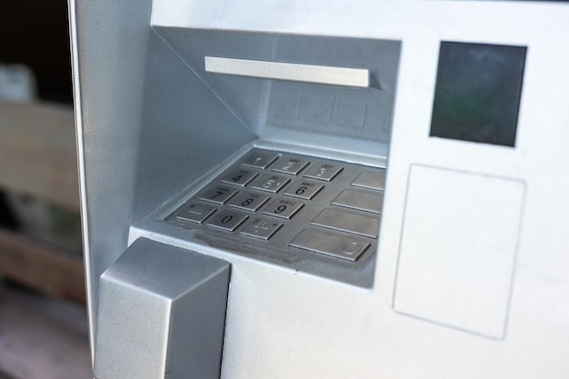 현금 인출을 위한 ATM 기계 전자 은행 디지털
