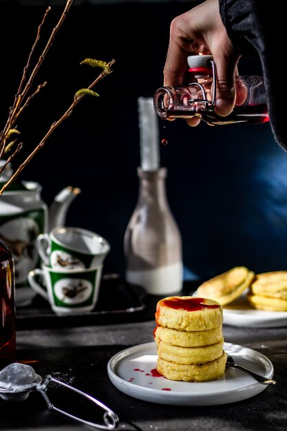 Atmospheric photo of breakfast cheesecakes