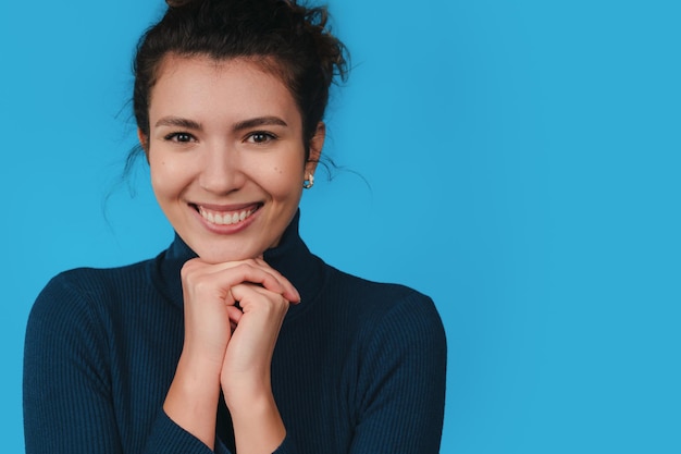 Foto bella ragazza attraente stile di vita della gente faccia di bellezza stile di vita felice