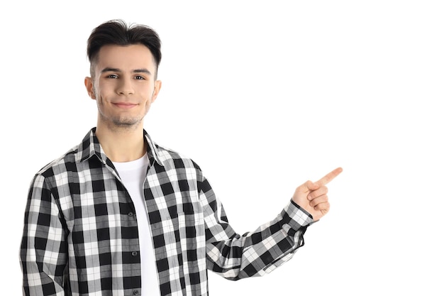 Ragazzo attraente in camicia isolato su sfondo bianco