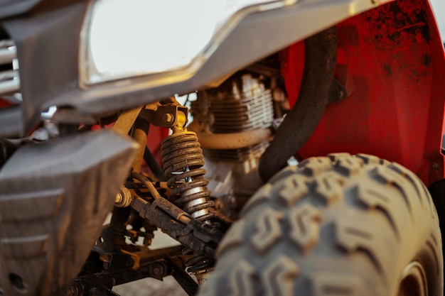 Atv-ophanging close-up, quadbike schokdempers