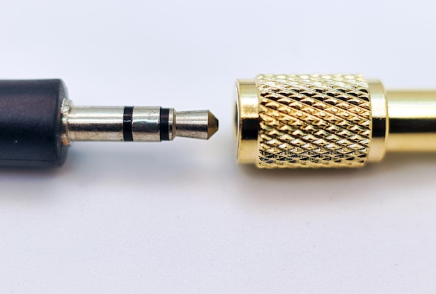 Audio jack met vergulde adapter