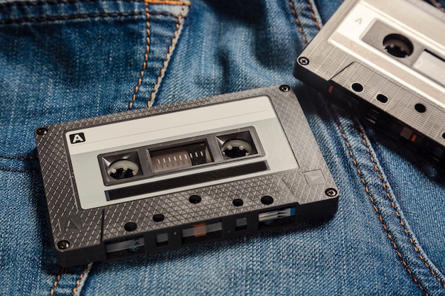 Audiobandcassettes op de jeans