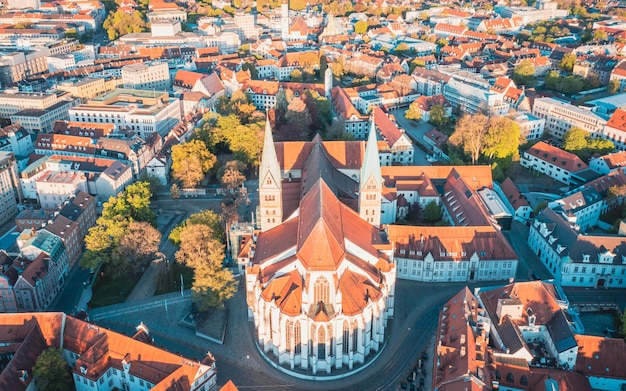 Photo augsburg cathedral. top view.