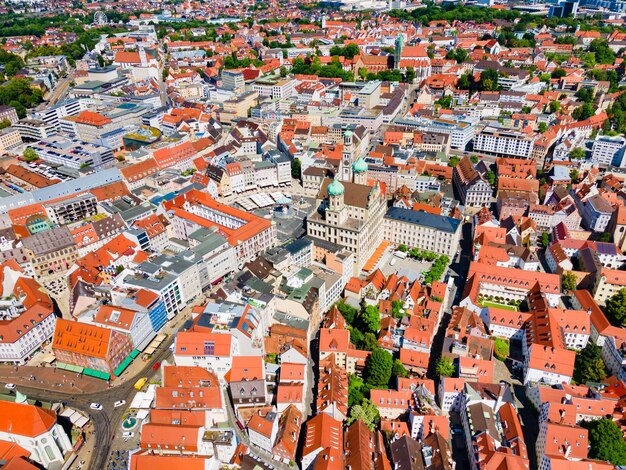 Foto augsburg oude stad panoramisch uitzicht uit de lucht augsburg is een stad in de regio swabia beieren in duitsland