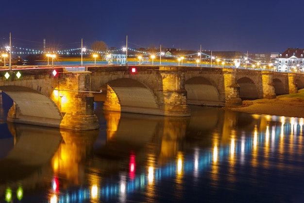 Augustus Bridge, Elba at night, Dresden, Germany