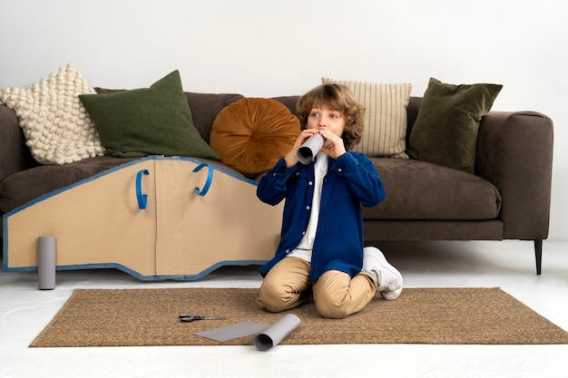 Foto authentieke scène van spelende kinderen