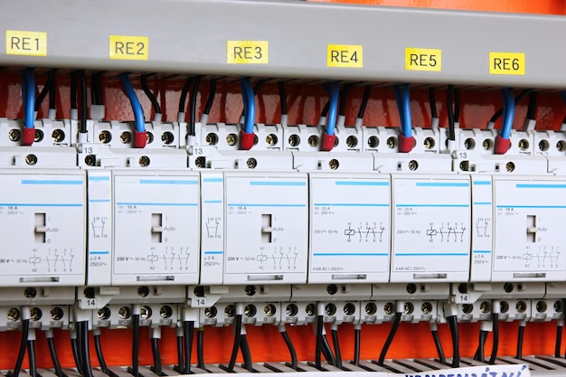 Photo automatic electricity switcher