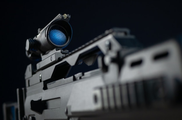 The automatic rifle with optical sight