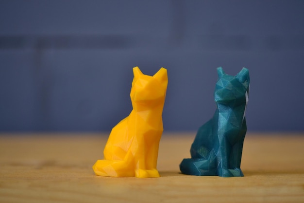 Automatische driedimensionale 3D-printer voert plastic uit.