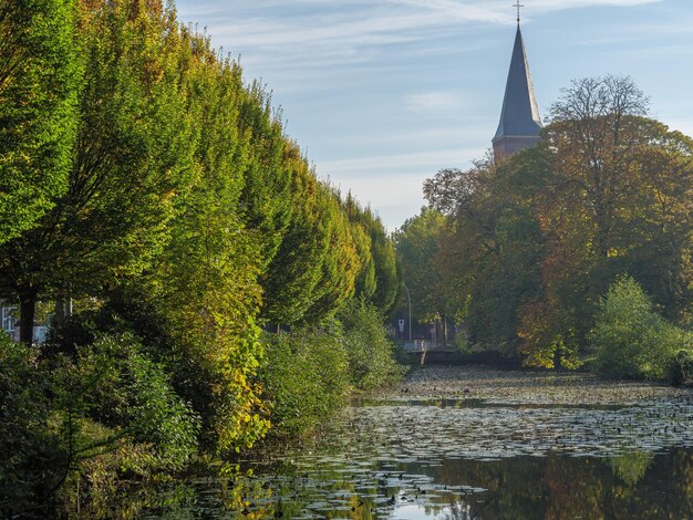 Photo autum time a the castle of velen