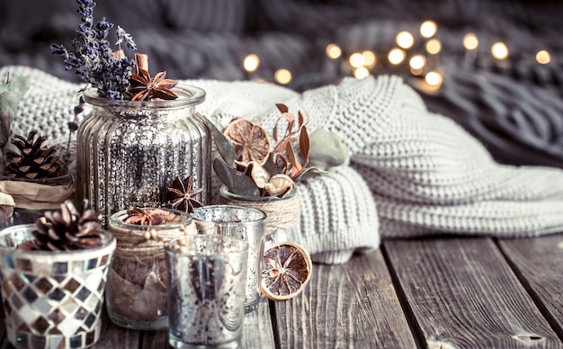 Photo autumn composition with cups and spices