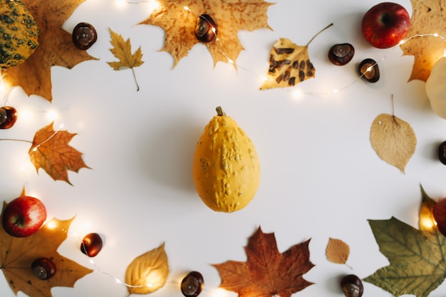 Осенняя рамка и осенняя текстура с листьями Хэллоуин День благодарения фон