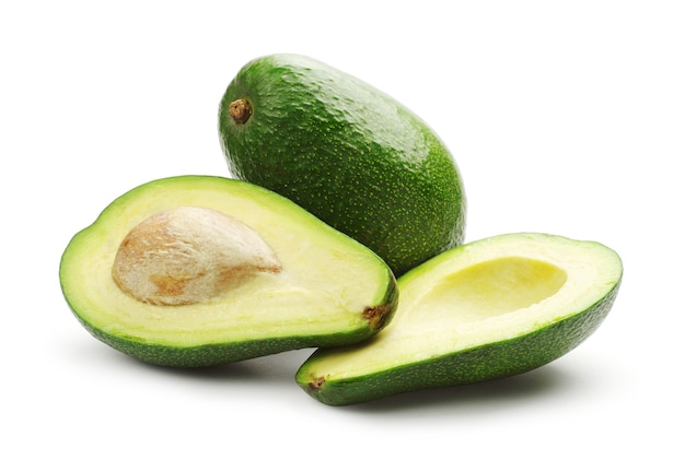 Avocado su sfondo bianco