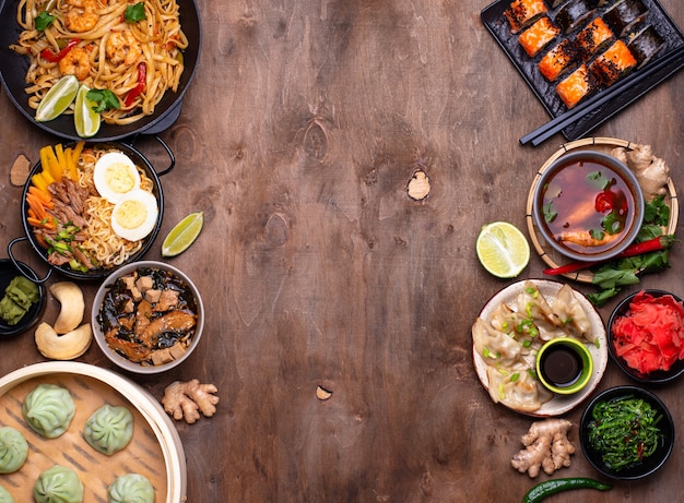 Aziatisch eten. chinese, japanse en thaise keuken