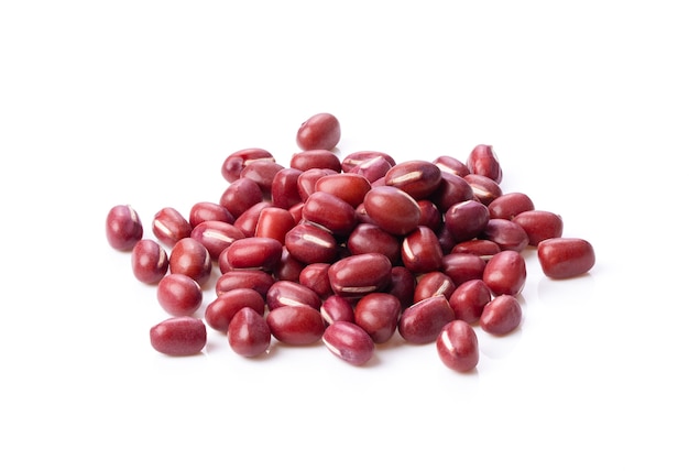 Photo azuki bean or red bean seeds isolated