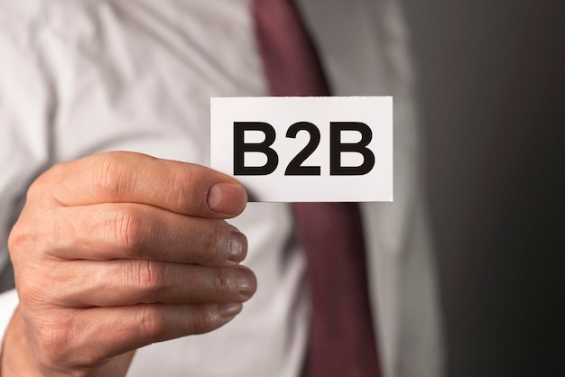 写真 b2bの頭字語、碑文。企業間概念。