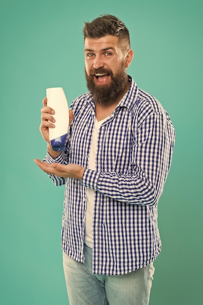 Baard haarverzorging verzorging mannelijke schoonheid zelfhygiëne goedemorgen shampoo voor dagelijks gebruik kies douchegel brutale hipster hold shampoofles bebaarde man met gezond haar cosmetisch voor spabad