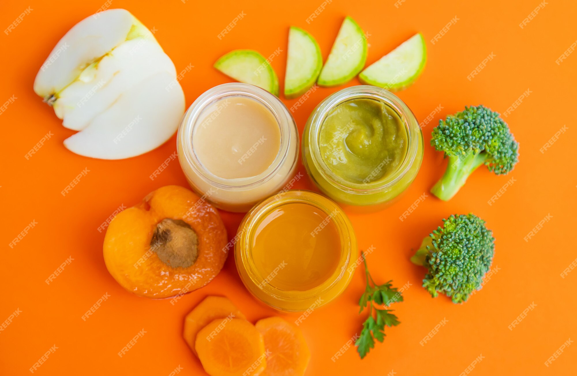 Premium Photo | Baby food in small jars.