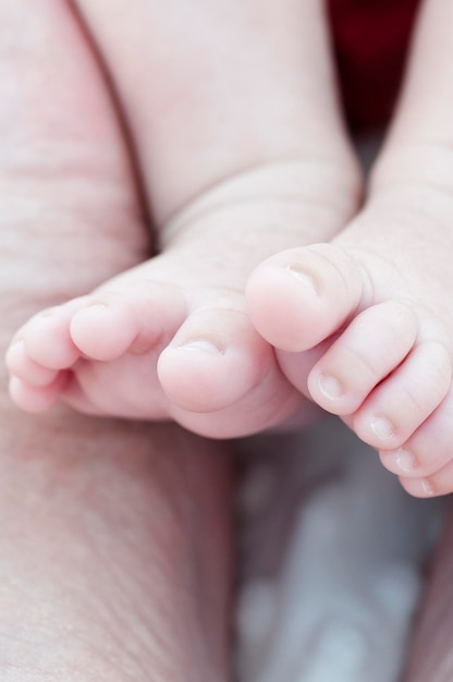 baby voeten, vingers en huid detail