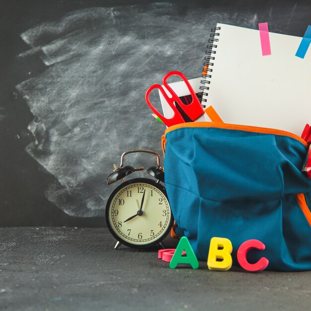 Foto torna agli accessori per la scuola