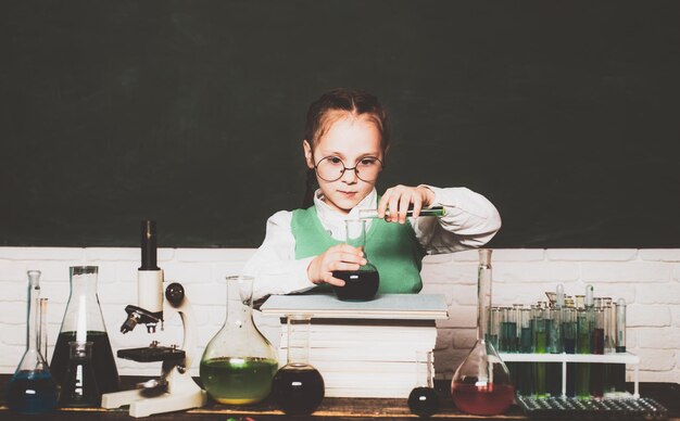 Back to school. Chemistry science. Back to school and happy time. Lesson Plans - Middle School Chemistry.