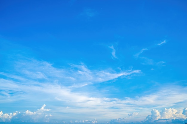 背景雲夏雲夏空雲映画のような自然の空美しく映画のような夕日のテクスチャ背景