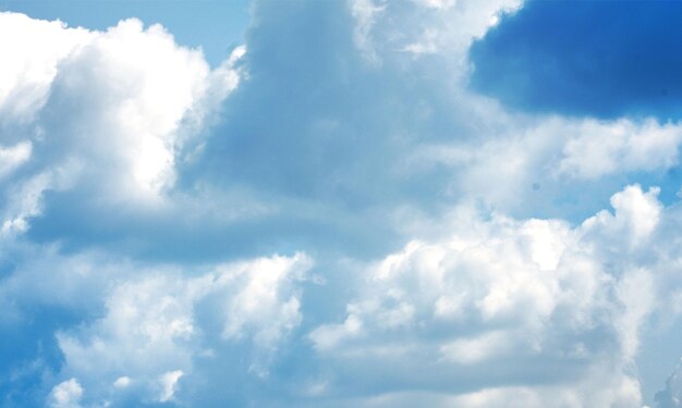 background photo of blue sky with clouds