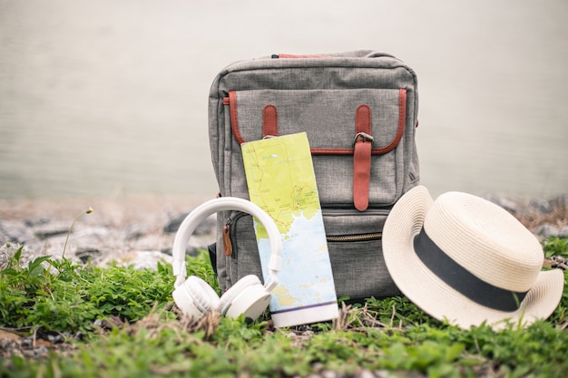 Foto zaino e accessori per il viaggio