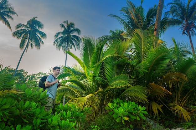 Backpackers in de jungle