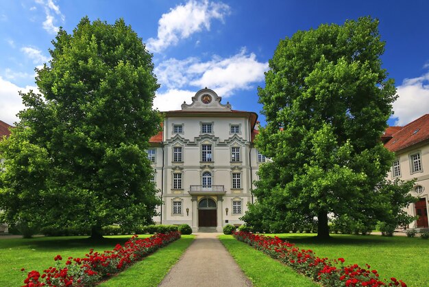 Bad wurzach is een stad in Beieren, Duitsland, met veel historische bezienswaardigheden.
