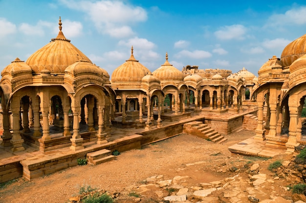 Bada Bagh cenotaven Hindu graf mausoleum. Jaisalmer, Rajasthan, India