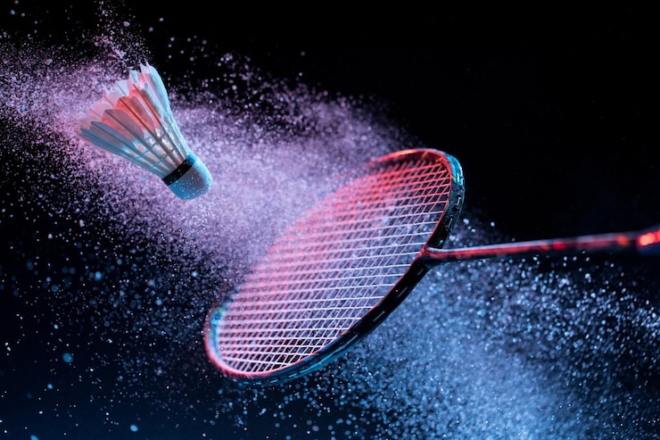 Foto badmintonracket en shuttle in beweging shuttle sport
