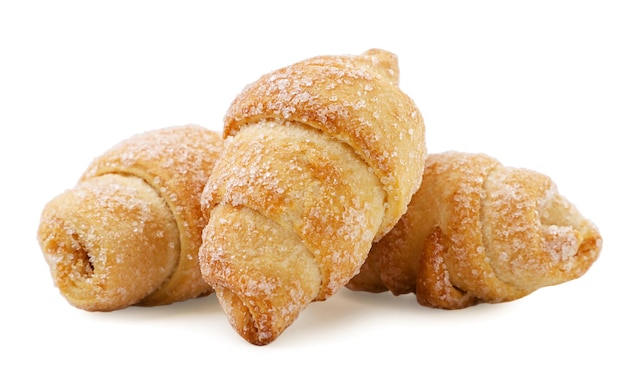 Biscotti bagels in zucchero su sfondo bianco isolato