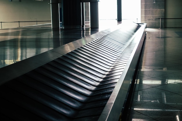 Photo baggage carousel at airport