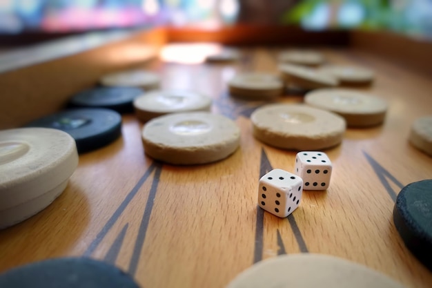 Bagkgammon Game and Dice