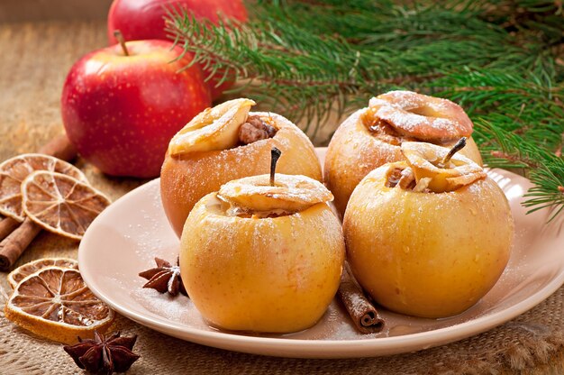 Baked apples with honey and nuts