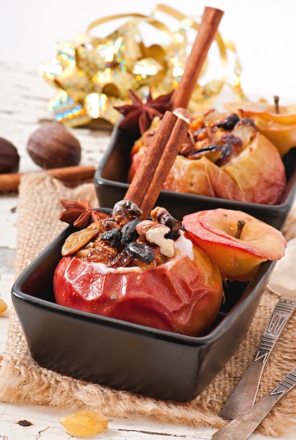 Baked apples with raisins, nuts and honey