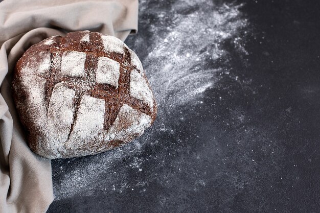 Photo bakery fresh rustic homemade crisp bread top view