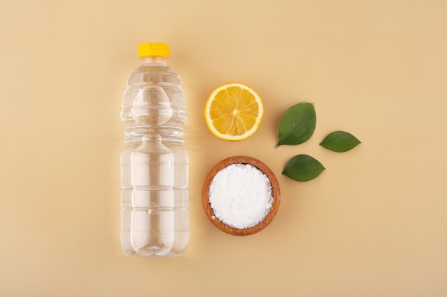 baking soda vinegar and lemon for cleaning