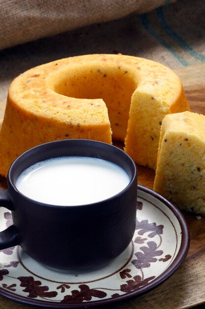 Bakkerij donut met cake en koffie