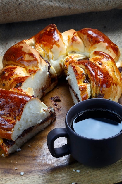 Bakkerij donut met cake en koffie