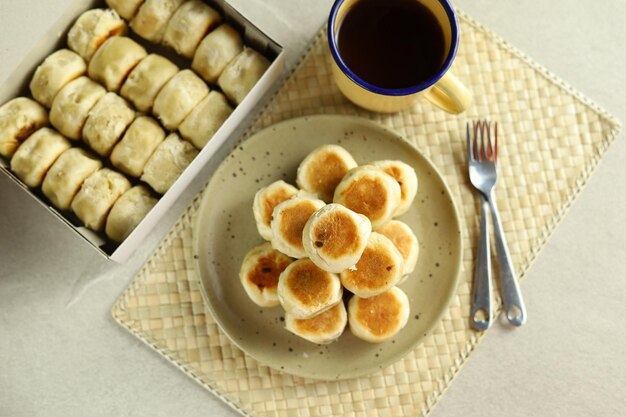 Bakpia Bakpia Pathokは、サヤインゲンの混合物から作られた典型的なジョグジャカルタ食品です。