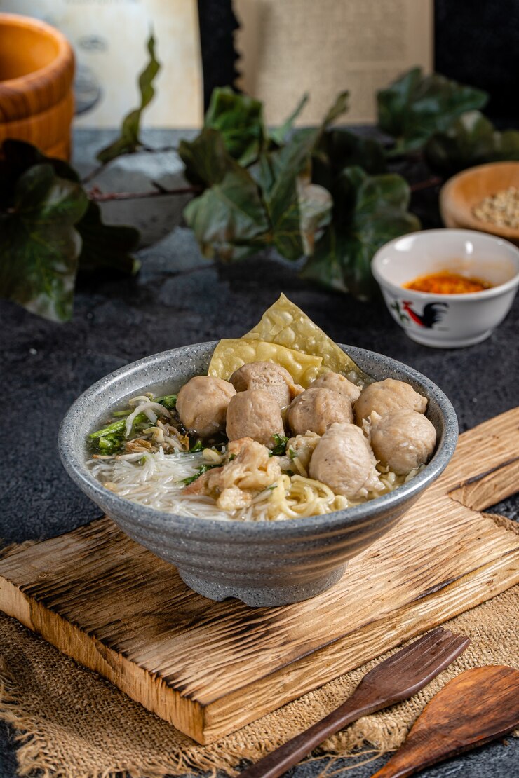バクソまたはバクソはインドネシアのミートボールです